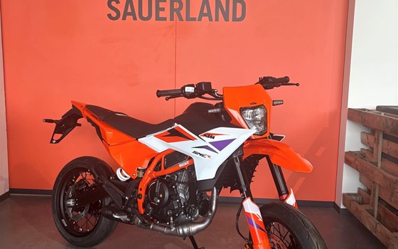 Neufahrzeug KTM 390 SMC R - Bild 1