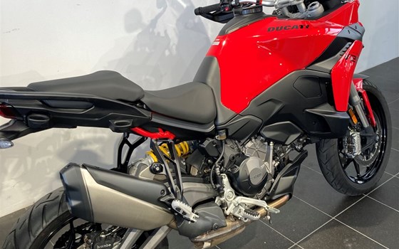 Gebrauchtmotorrad Ducati Multistrada V2 S - Bild 5 Gebrauchtmotorrad Ducati Multistrada V2 S - Bild 5