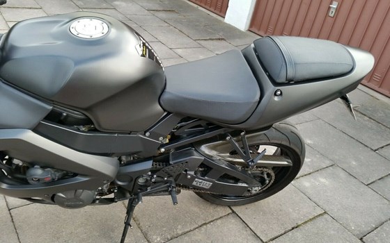 Gebrauchtmotorrad Honda CBR 900 RR Fireblade - Bild 2