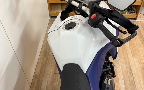 Neufahrzeug Suzuki V-Strom 800DE - Bild 3 Neufahrzeug Suzuki V-Strom 800DE - Bild 3