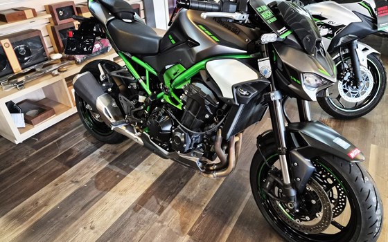 Gebrauchtmotorrad Kawasaki Z900 - Bild 1 Gebrauchtmotorrad Kawasaki Z900 - Bild 1