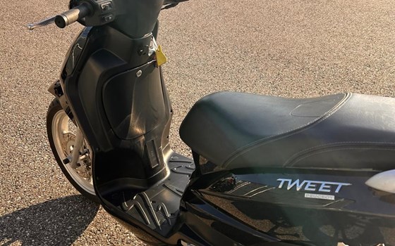 Gebrauchtmotorrad Peugeot Tweet 125 - Bild 9 Gebrauchtmotorrad Peugeot Tweet 125 - Bild 9