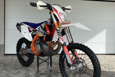 Hardenduros - wenig km - fast neu