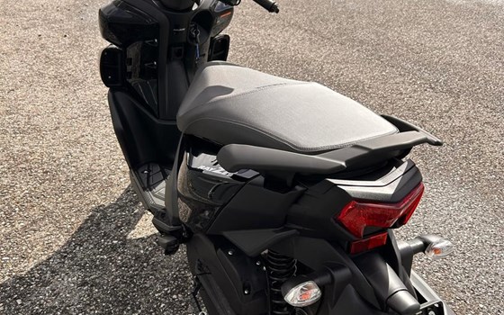 Neufahrzeug Yamaha RayZR - Bild 3 Neufahrzeug Yamaha RayZR - Bild 3