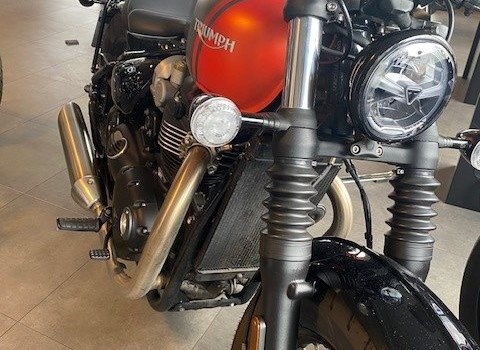 Gebrauchtmotorrad Triumph Bonneville Bobber - Bild 2