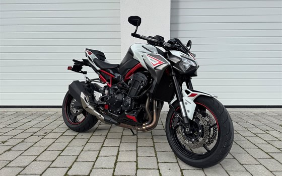 Gebrauchtmotorrad Kawasaki Z900 - Bild 1