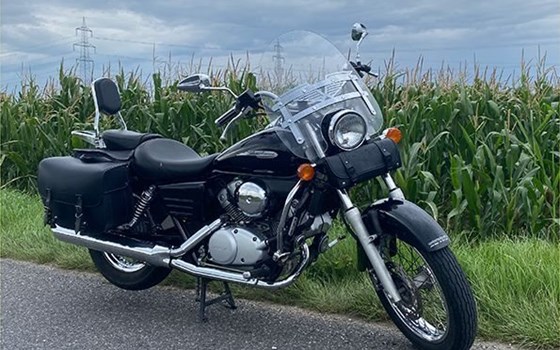 Gebrauchtmotorrad Honda VT 125 Shadow - Bild 1 Gebrauchtmotorrad Honda VT 125 Shadow - Bild 1