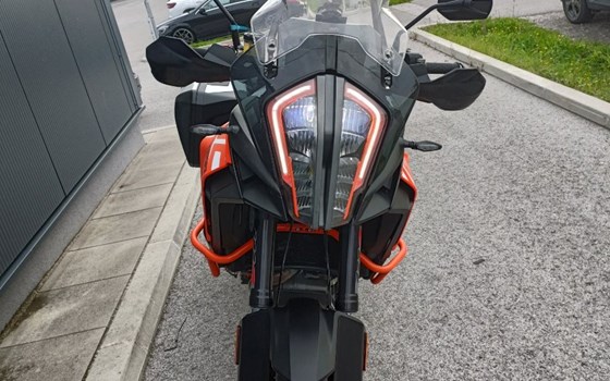 Gebrauchtmotorrad KTM 1290 Super Adventure S - Bild 4 Gebrauchtmotorrad KTM 1290 Super Adventure S - Bild 4