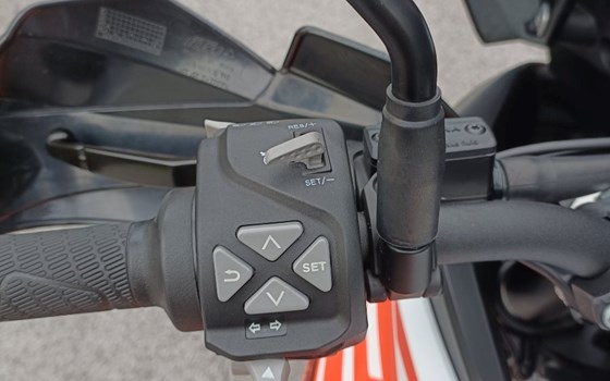 Gebrauchtmotorrad KTM 1290 Super Adventure S - Bild 12 Gebrauchtmotorrad KTM 1290 Super Adventure S - Bild 12