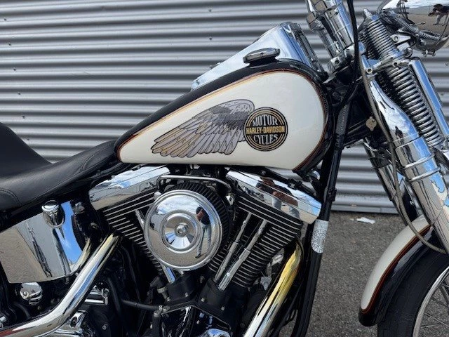 Harley-Davidson Softail Springer FXSTS (Two-Tone Lackierung) - Bild 5