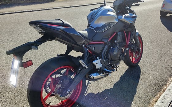 Gebrauchtmotorrad Kawasaki Z650 - Bild 1