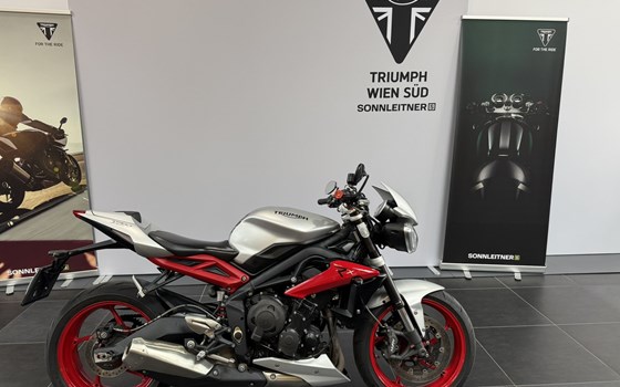 Gebrauchtmotorrad Triumph Street Triple RX - Bild 2 Gebrauchtmotorrad Triumph Street Triple RX - Bild 2