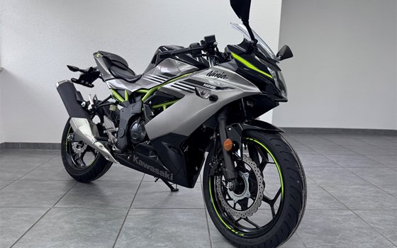 Neufahrzeug Kawasaki Ninja 125 - Bild 4