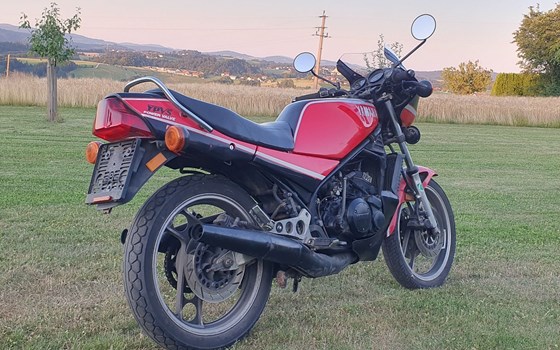 Gebrauchtmotorrad Yamaha RD 350 - Bild 4 Gebrauchtmotorrad Yamaha RD 350 - Bild 4
