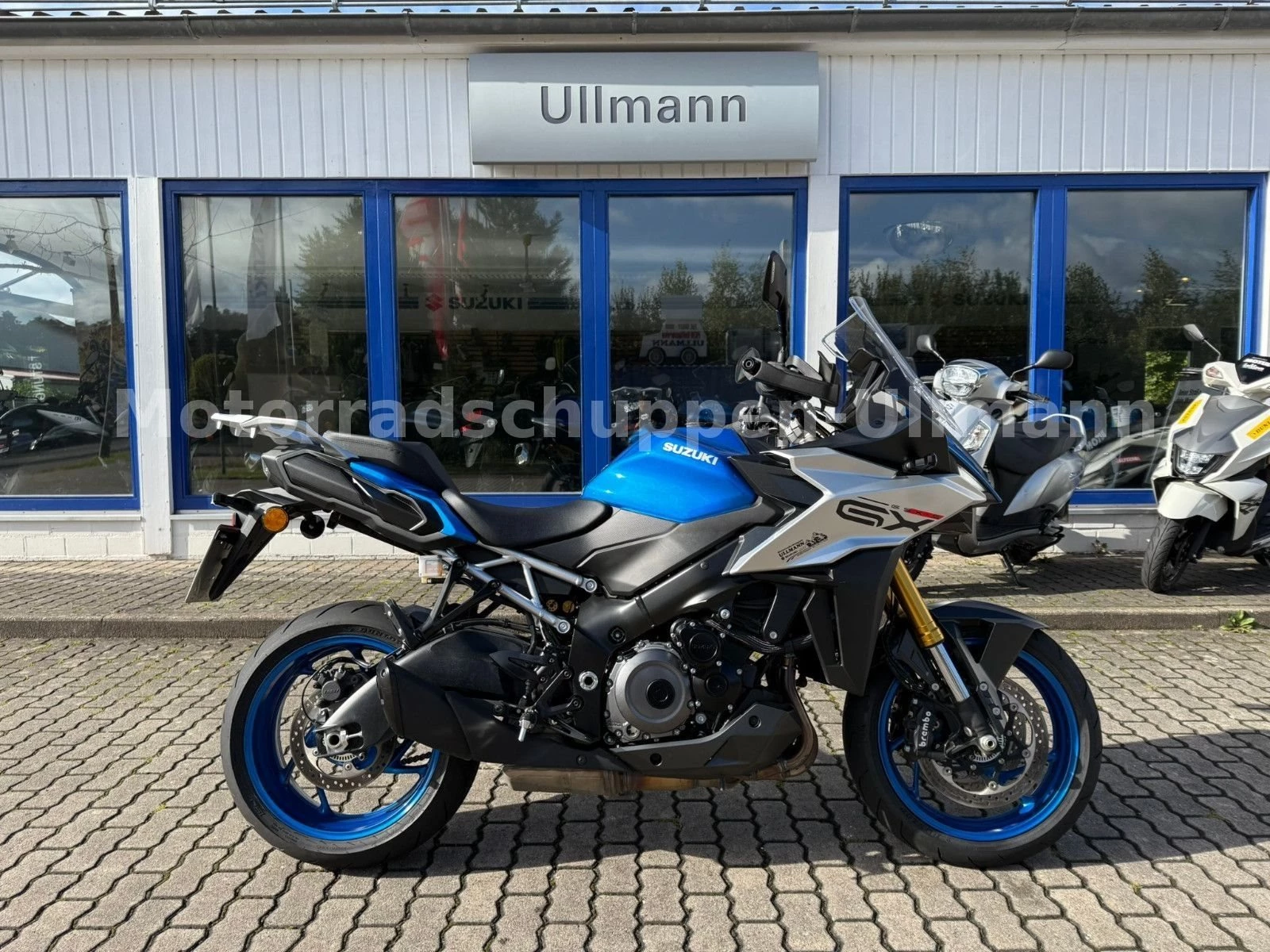 Suzuki GSX-S1000GX