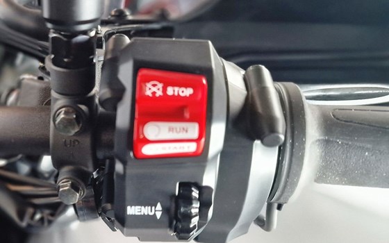 Gebrauchtmotorrad Yamaha Tracer 9 GT - Bild 10