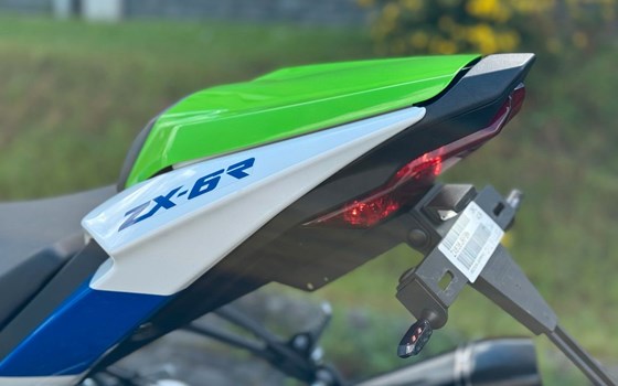 Gebrauchtmotorrad Kawasaki Ninja ZX-6R 40th Anniversary Edition - Bild 13