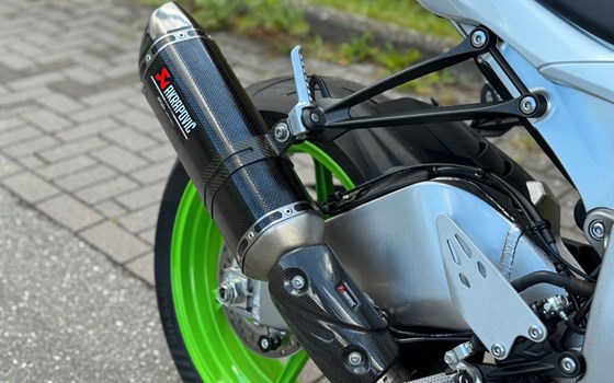 Gebrauchtmotorrad Kawasaki Ninja ZX-6R 40th Anniversary Edition - Bild 16