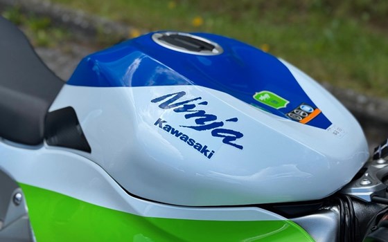 Gebrauchtmotorrad Kawasaki Ninja ZX-6R 40th Anniversary Edition - Bild 9