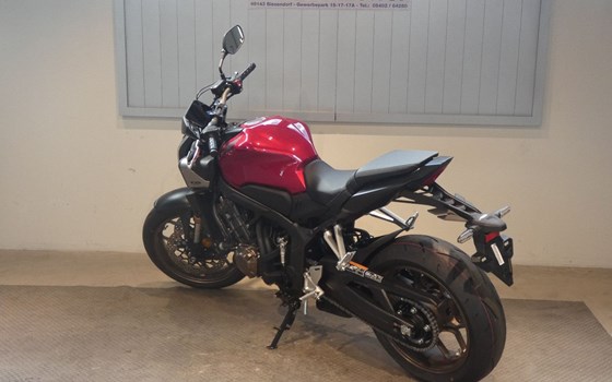 Neufahrzeug Honda CB650R E-Clutch - Bild 4