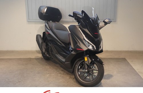 Neumotorrad Honda Forza 350