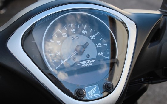 Neufahrzeug Honda SH125 - Bild 8