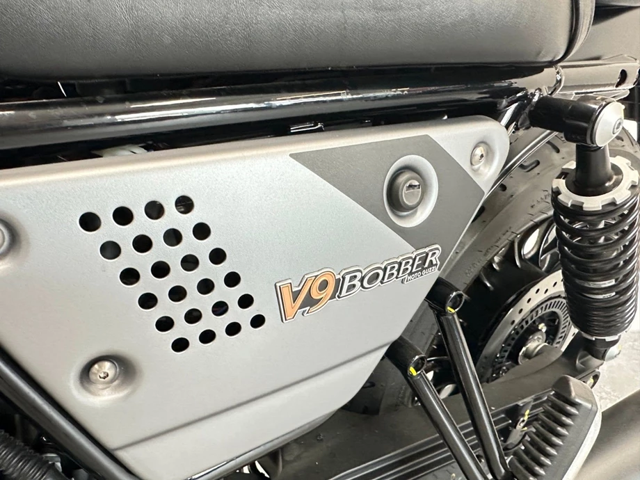 Angebot Moto Guzzi V9 Bobber Special Edition Bild 5: Angebot Moto Guzzi V9 Bobber Special Edition