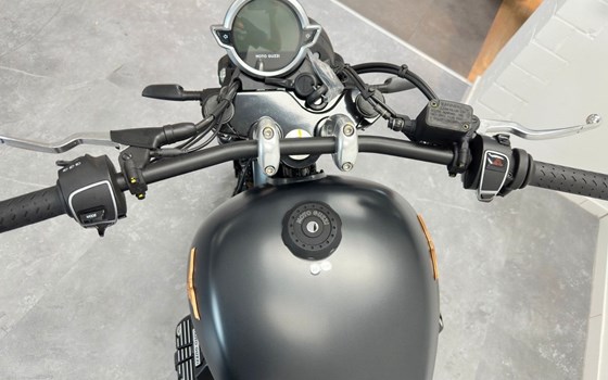 Neufahrzeug Moto Guzzi V9 Bobber Special Edition - Bild 6