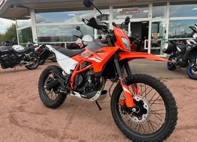 NEUFAHRZEUG KTM 390 Enduro R