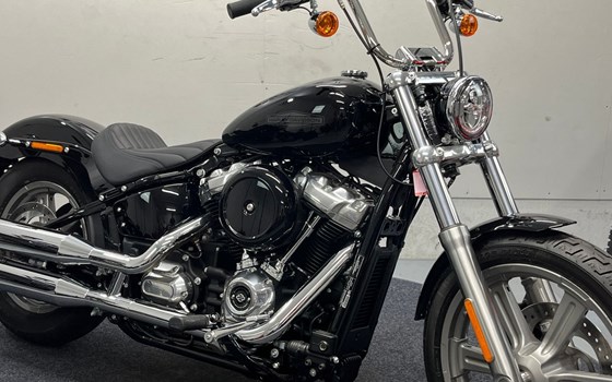 Neufahrzeug Harley-Davidson Softail Street Bob FXBB - Bild 2