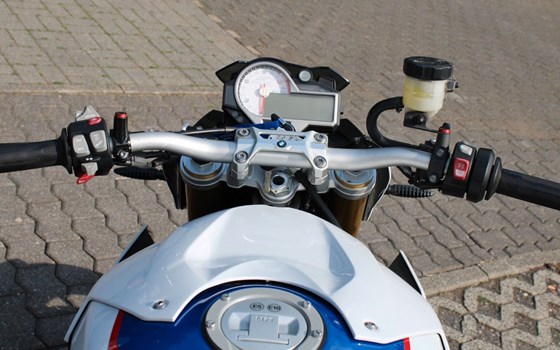 Gebrauchtmotorrad BMW S 1000 R - Bild 14