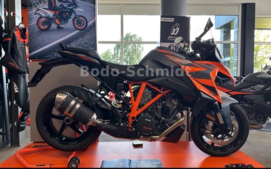 Neufahrzeug KTM 1290 Super Duke GT - Bild 1