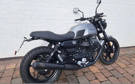 Gebrauchtmotorrad Moto Guzzi V7 Stone - Bild 4