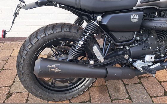 Gebrauchtmotorrad Moto Guzzi V7 Stone - Bild 7