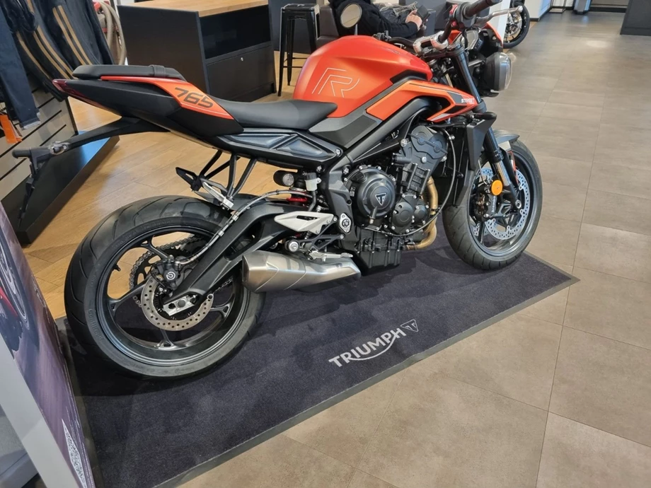 Angebot Triumph Street Triple 765 R Bild 3: Angebot Triumph Street Triple 765 R
