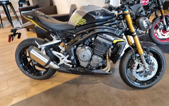Gebrauchtmotorrad Triumph Speed Triple 1200 RS - Bild 1