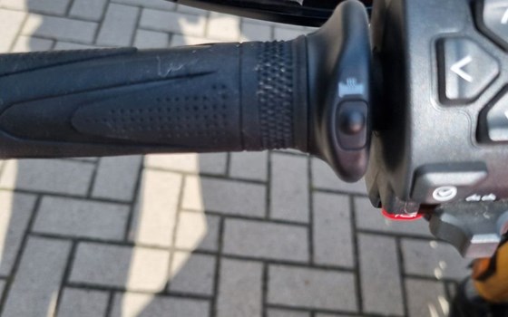 Gebrauchtmotorrad Triumph Speed Twin 1200 RS - Bild 8