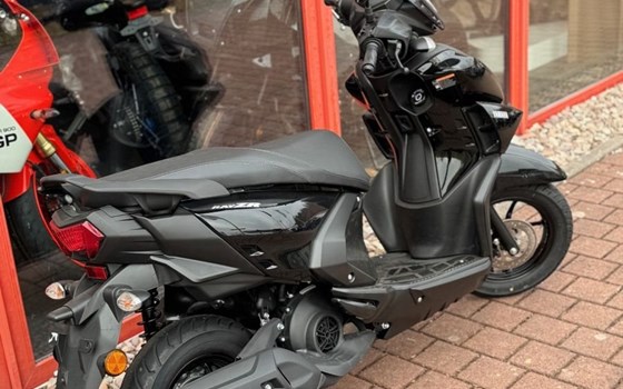 Gebrauchtmotorrad Yamaha RayZR - Bild 4