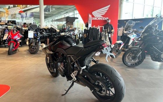Gebrauchtmotorrad Suzuki GSX-8S - Bild 6