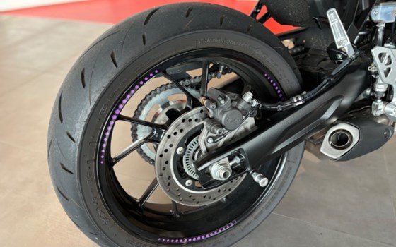 Gebrauchtmotorrad Suzuki GSX-8S - Bild 8