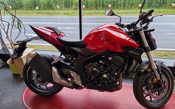 Gebrauchtmotorrad Honda CB1000 Hornet - Bild 2 Gebrauchtmotorrad Honda CB1000 Hornet - Bild 2