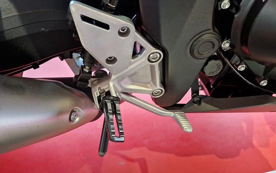 Gebrauchtmotorrad Honda CB1000 Hornet - Bild 4