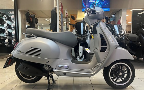 Neufahrzeug Vespa GTS 300 Super Tech - Bild 2