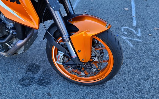 Gebrauchtmotorrad KTM 1290 Super Duke - Bild 6 Gebrauchtmotorrad KTM 1290 Super Duke - Bild 6