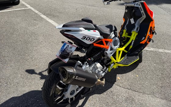 Gebrauchtmotorrad Italjet Dragster 300 - Bild 6 Gebrauchtmotorrad Italjet Dragster 300 - Bild 6