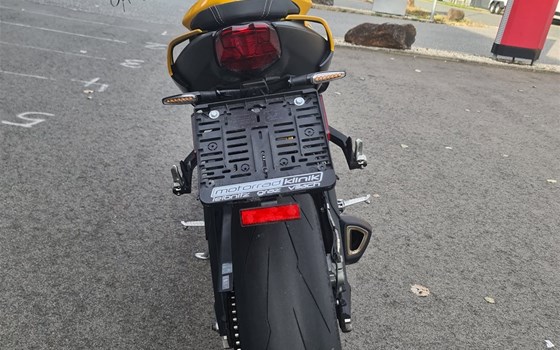 Gebrauchtmotorrad Triumph Street Triple 765 RS - Bild 14 Gebrauchtmotorrad Triumph Street Triple 765 RS - Bild 14
