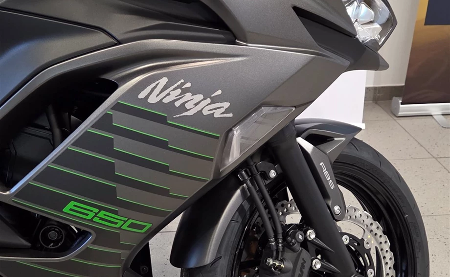 Angebot Kawasaki Ninja 650 Bild 4: Angebot Kawasaki Ninja 650
