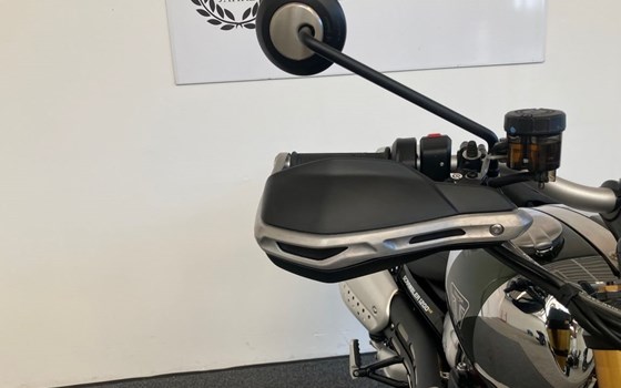 Gebrauchtmotorrad Triumph SCRAMBLER 1200 XE CHROME EDITION - Bild 12 Gebrauchtmotorrad Triumph SCRAMBLER 1200 XE CHROME EDITION - Bild 12