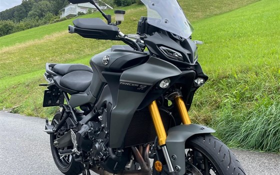 Gebrauchtmotorrad Yamaha Tracer 9 GT - Bild 1 Gebrauchtmotorrad Yamaha Tracer 9 GT - Bild 1
