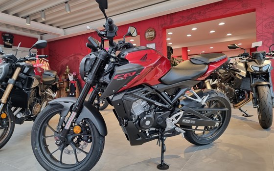 Gebrauchtmotorrad Honda CB125R - Bild 2